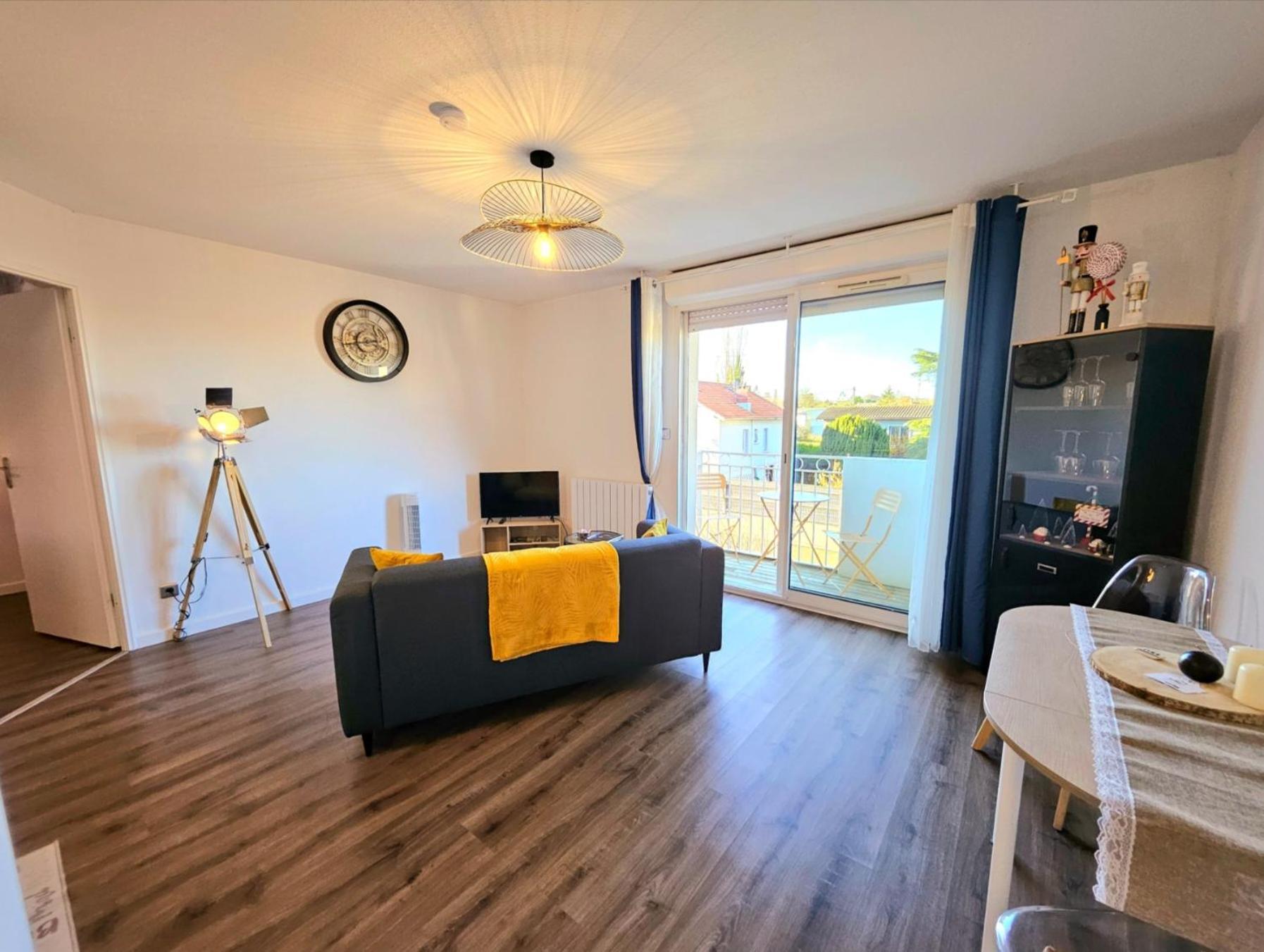Appartement Residentiel Avec Parking/Proche Centre Angoulême Exteriér fotografie